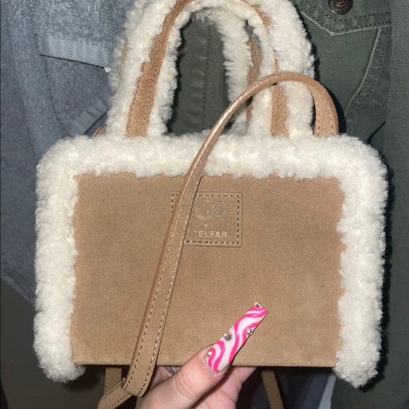 Telfar x Ugg small crossbody bag - Picture 2 of 3